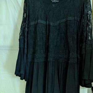 Black 3/4 length sleeve lace top